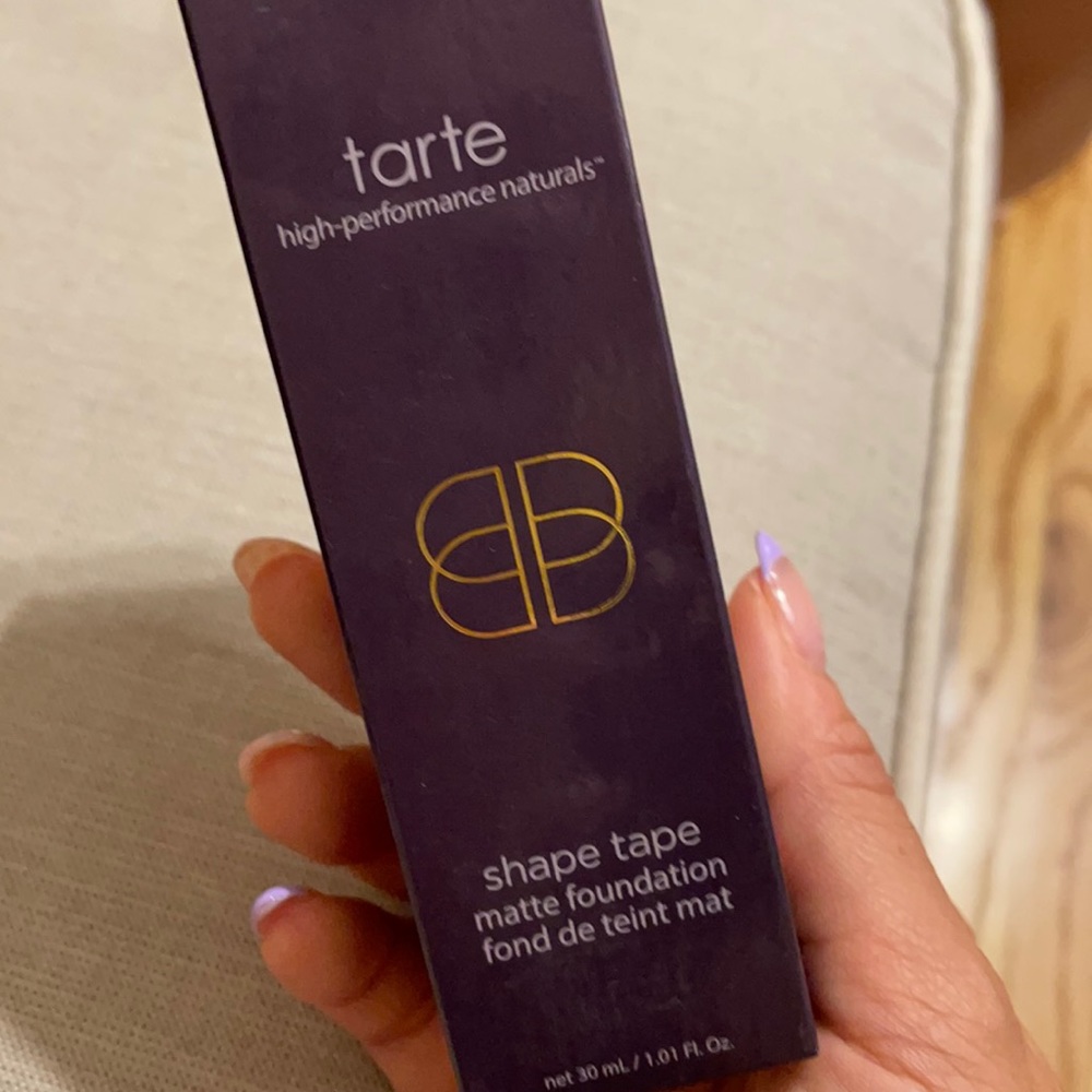 Tarte shape tape matte foundation